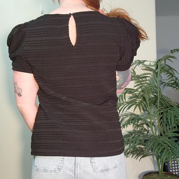 White House Black Market Blouse - Picture 2 of 7